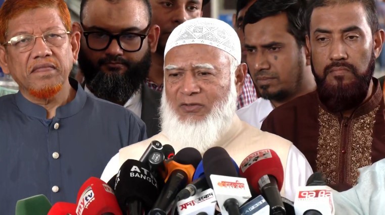 দেশের ক্ষতি হলে আমরা নীরবে বসে থাকব না: জামায়াত আমির